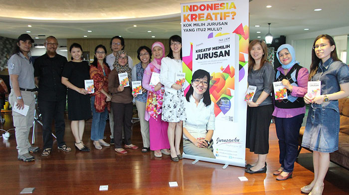 Launching buku "Kreatif Memilih Jurusan" tanda koma indonesia, Jakarta (foto: jurusanku.com)